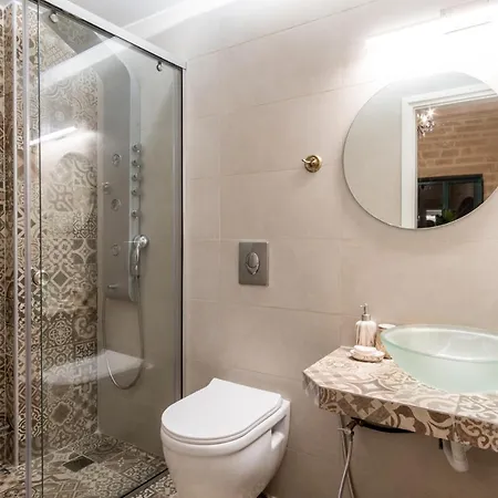 Σπίτι διακοπών Cozy Secret With Jetted Tub