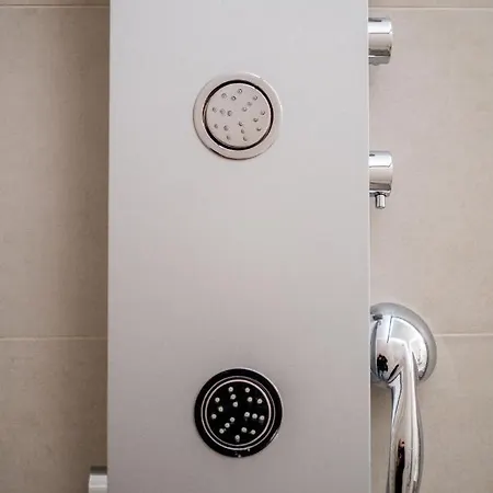 Cozy Secret With Jetted Tub Holiday home *
